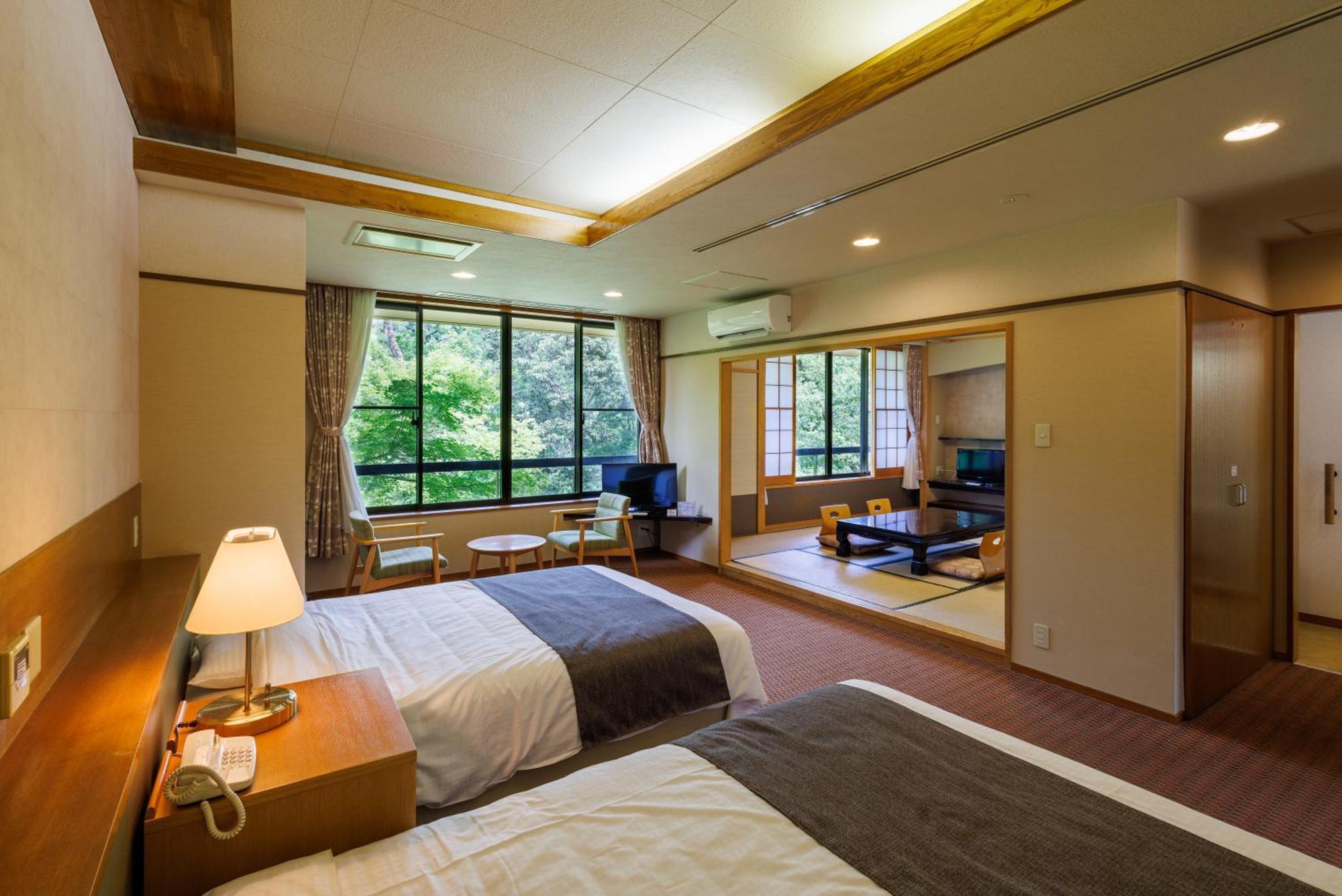 Okutamaji Hotel Ome Eksteriør billede